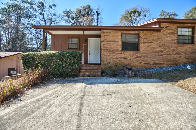 Foto del edificio - 2454 Wren Hollow Dr