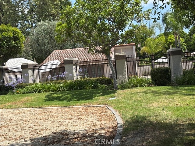 Building Photo - 15525 Grove Hill Ln