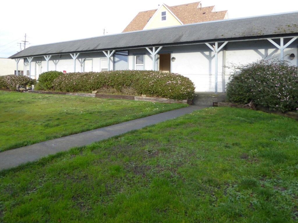Exterior - 2547 Eel River Dr