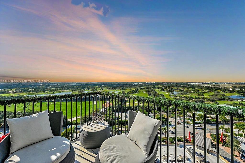 Foto principal - 5252 NW 85th Ave