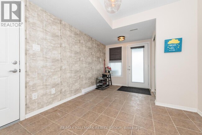 Building Photo - 791 Element Private