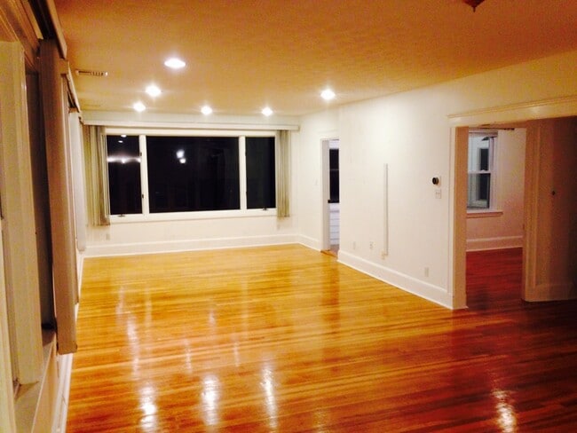 Building Photo - 58 Puritan Road