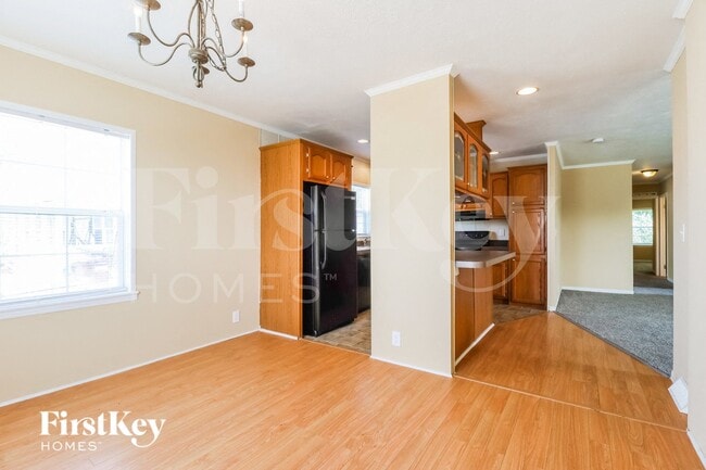 Building Photo - 649 Diamond Loop