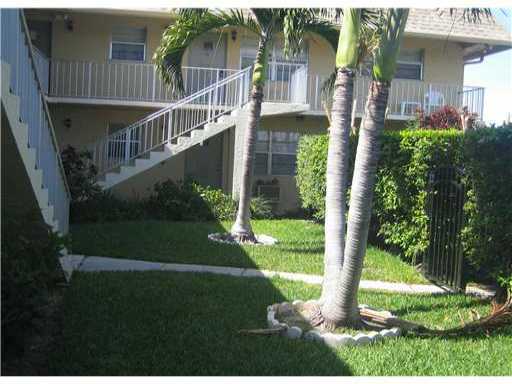 Building Photo - 301 W Ocean Ave