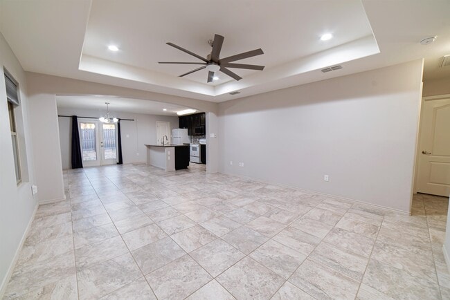 Building Photo - 708 Mercado Ln