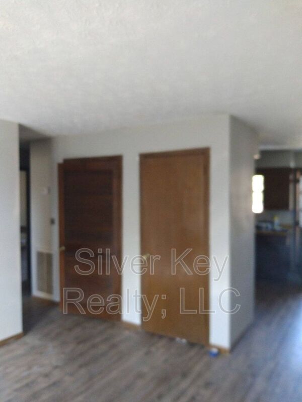 408410 Oklahoma St Unit 3, Madisonville, TN 37354 Condo for Rent in