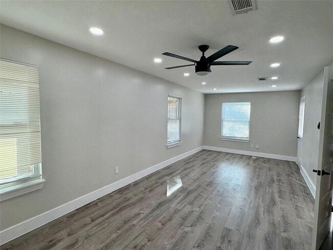 Foto del edificio - 1103 Stratford Cove