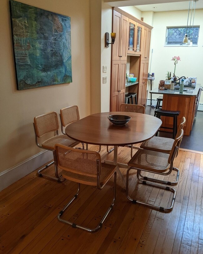 Dining area/kitchen - 726 N Bodine St