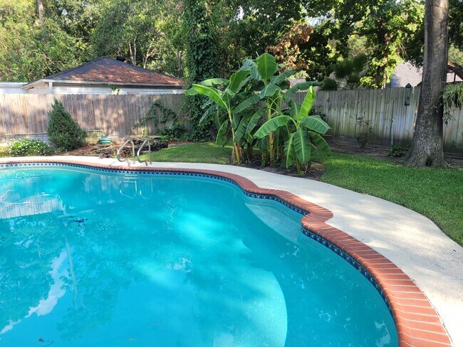 Foto del edificio - 10523 Fawnview Dr