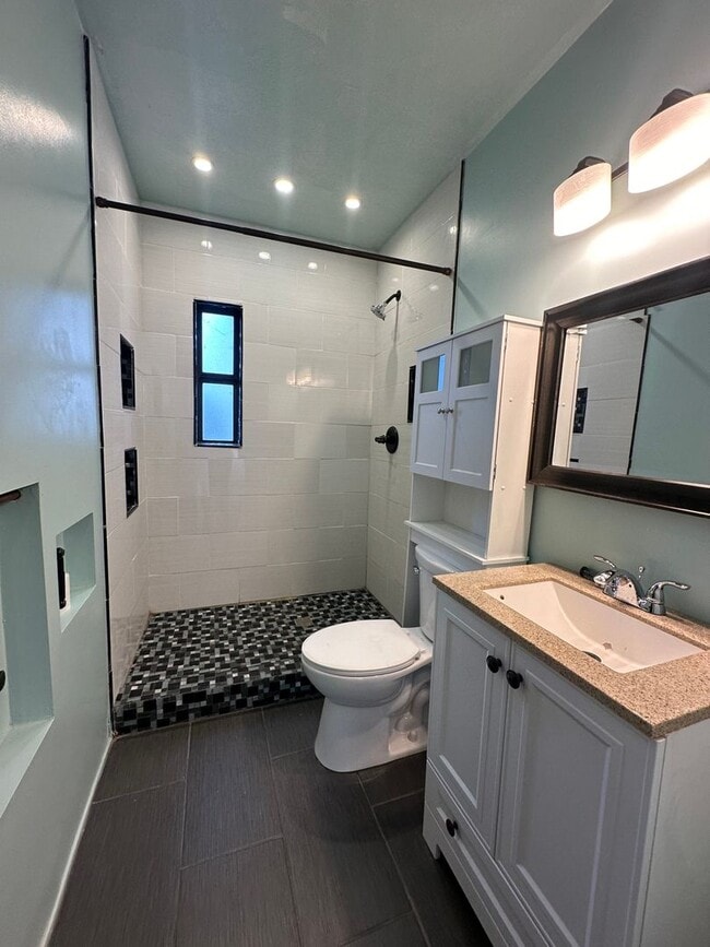 Foto del edificio - 2 Bed 1 bath
