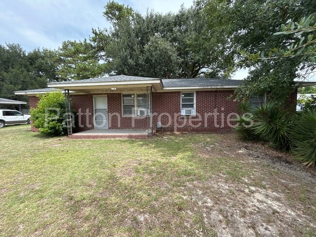Building Photo - 3100 Oweada Dr