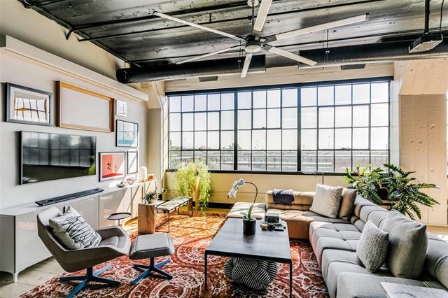 Foto del edificio - 2220 Canton St