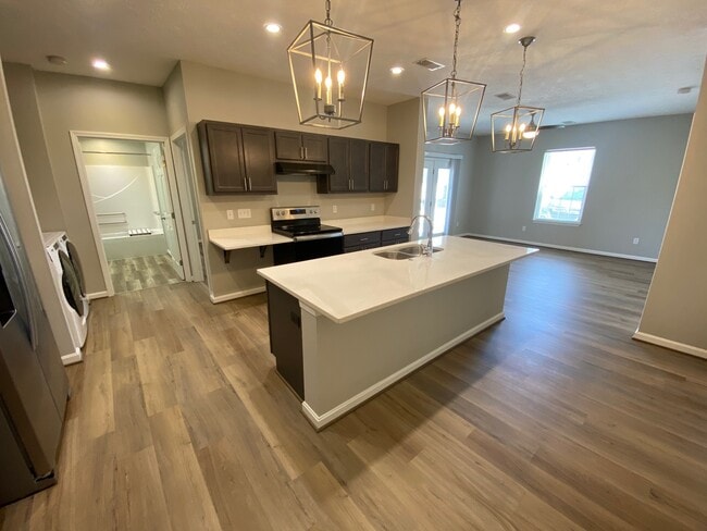 Building Photo - Carter Crossing Luxury Apartments