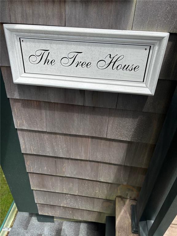 Foto del edificio - 99 Coggeshall Ave
