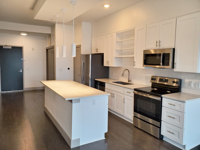 Kitchen - 2407 8th Ave S