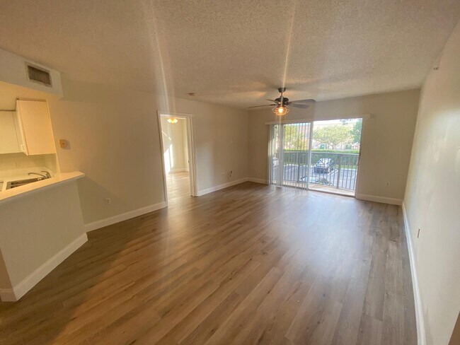 Foto del edificio - 4155 N Haverhill Rd