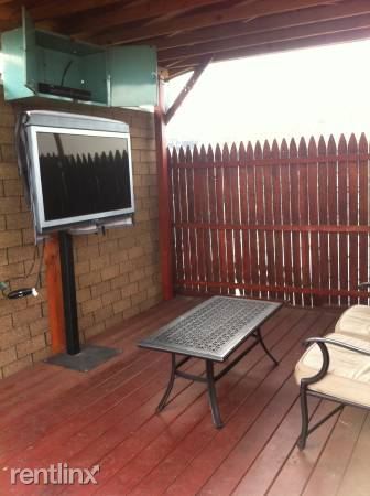 Building Photo - 917 Saint Marks Ave