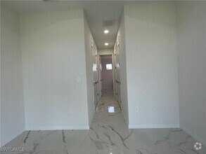 Building Photo - 2614 NW 20th Terrace