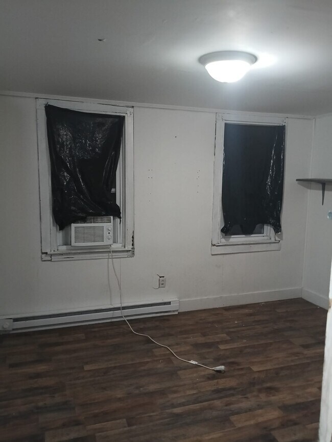 Foto del edificio - 539 W Maple St