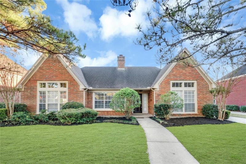 Foto principal - 3931 Bratton St