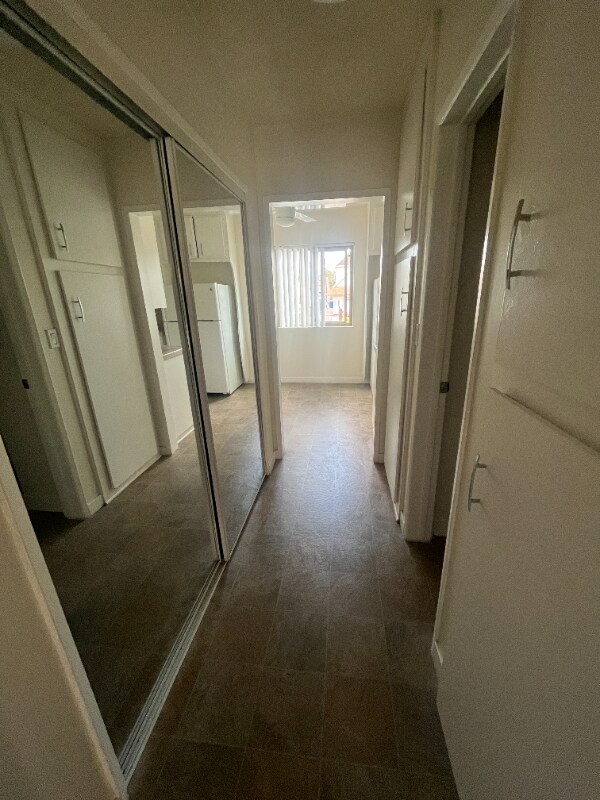 Building Photo - 430 S Gramercy Pl