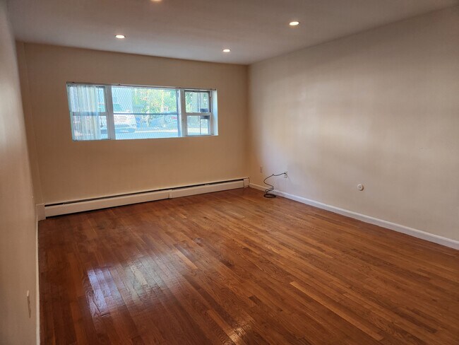 Foto del edificio - 55 Brighton Ave