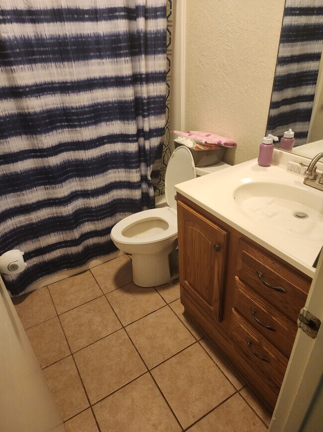 Foto del edificio - 3207 Heatherwood Dr