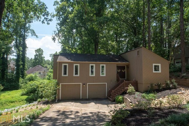 Building Photo - 3500 Dry Creek Rd