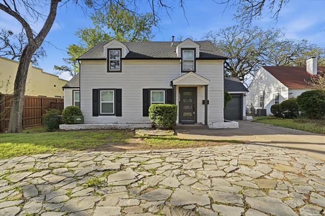 Foto del edificio - 2228 Goldenrod Ave