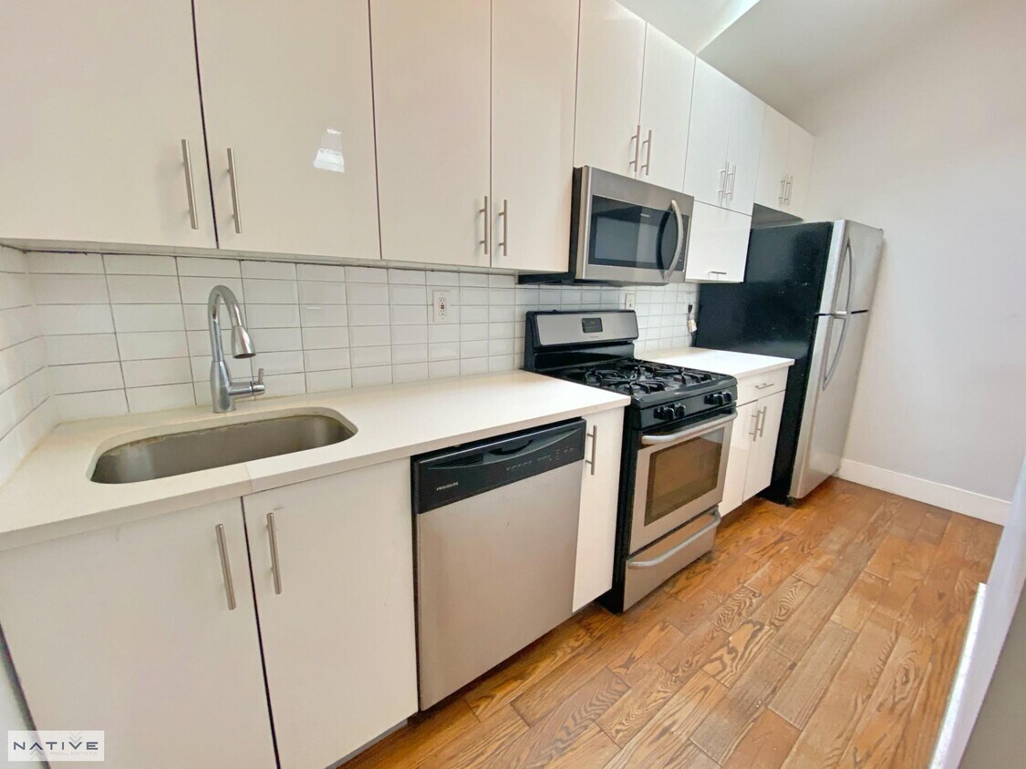 221 Malcolm X Blvd Unit 3a, Brooklyn, NY 11221 Apartment for Rent in Brooklyn, NY