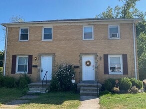 Building Photo - 875 E McCreight Ave