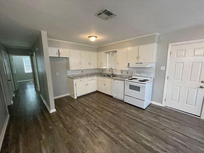 Foto del edificio - Beautiful 3 Bedroom in Bossier