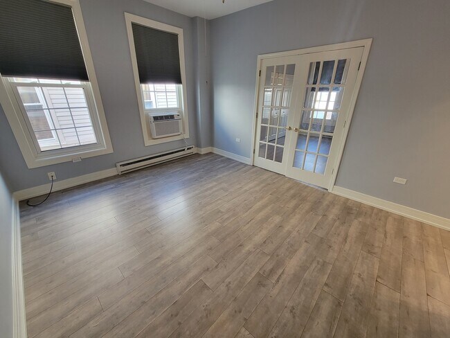 Foto del edificio - 802 Dempster St