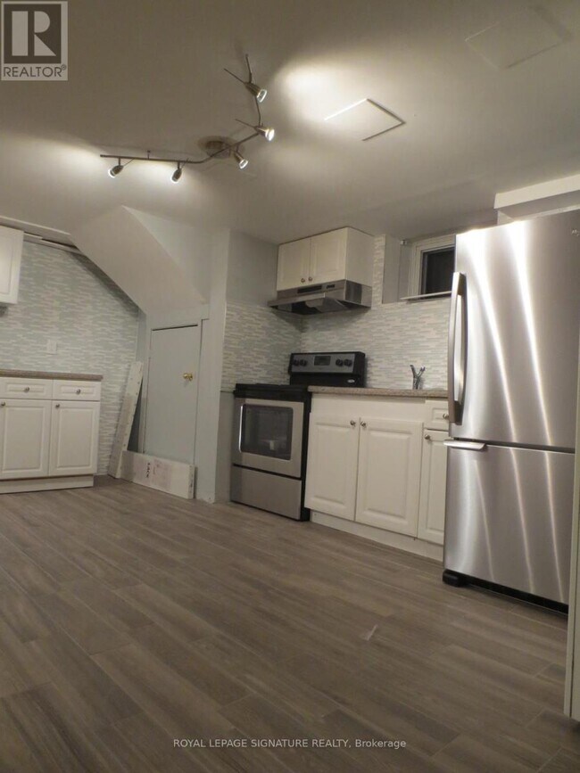 Building Photo - 54 Tulloch Dr