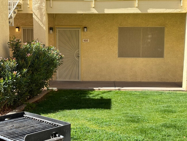 Building Photo - 12221 W Bell Rd