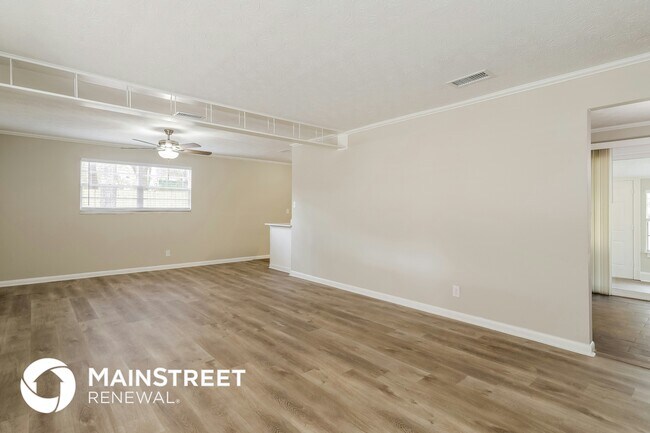 Building Photo - 470 Sigsbee Ct