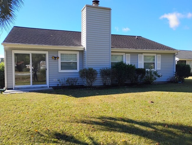 Building Photo - Gleneagles Drive