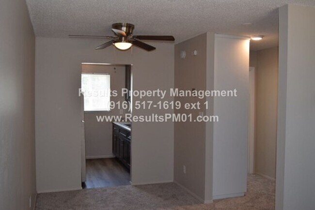 Building Photo - 212 D St