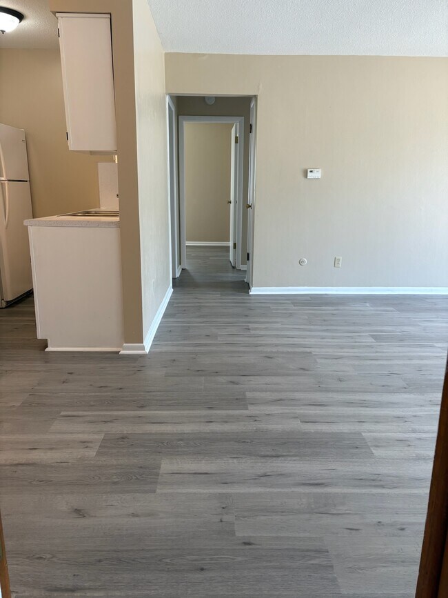 Foto del edificio - 820 4TH ST
