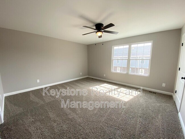 Foto del edificio - 580 Heritage Pointe Dr