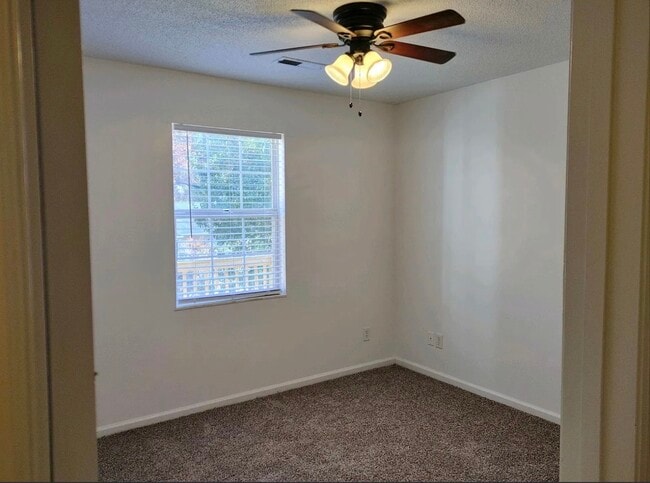 Foto del edificio - 813 Union Crest Ct