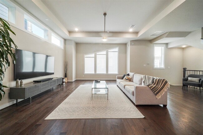 Foto del edificio - 2625 Fountain Key Blvd