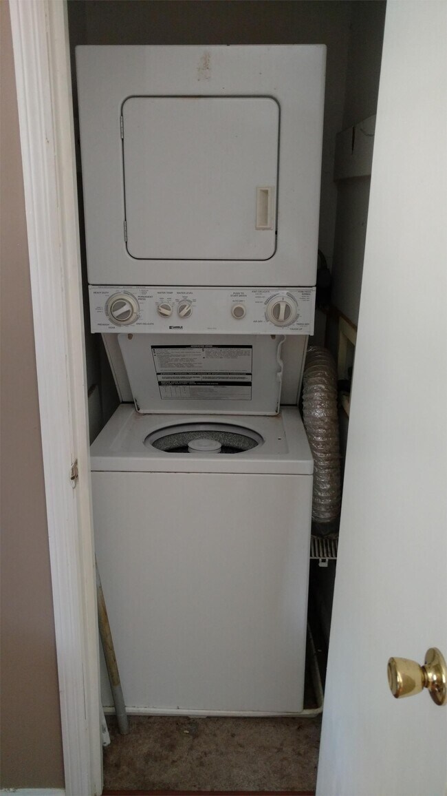 Foto del edificio - 2014 Montreat Pkwy