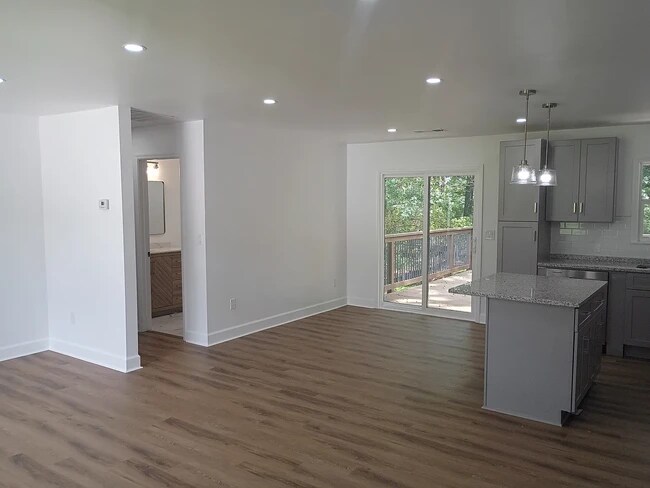 Foto del edificio - 731 N Price Rd