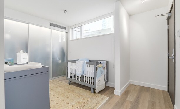 Photo du bâtiment - 1477 W Pender St