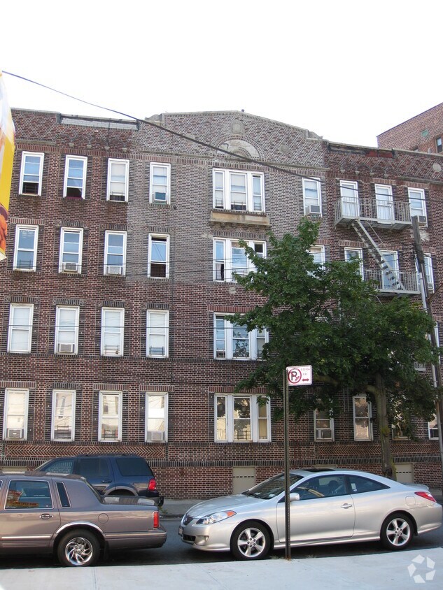 Building Photo - 1006-1022 E 36th St
