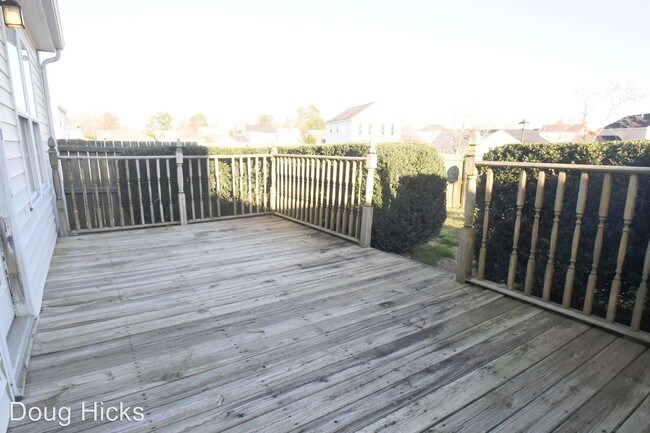 Building Photo - 3001 Meriwether Lewis Trail