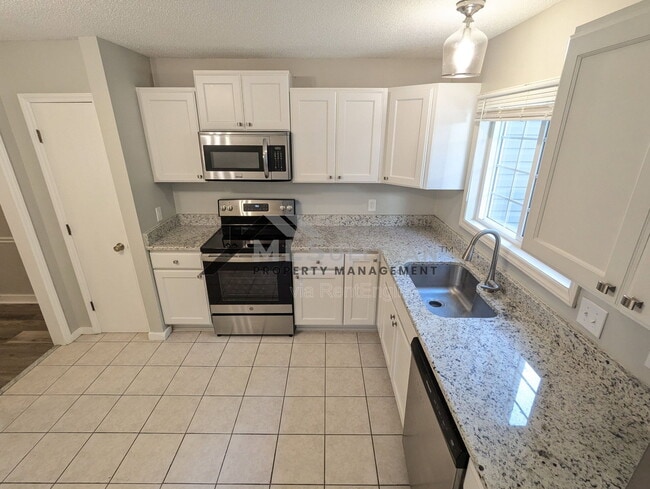 Photo - 4 Willow Bridge Dr Townhome