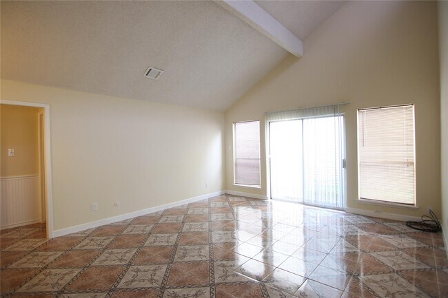 Foto del edificio - 4415 Bugle Rd