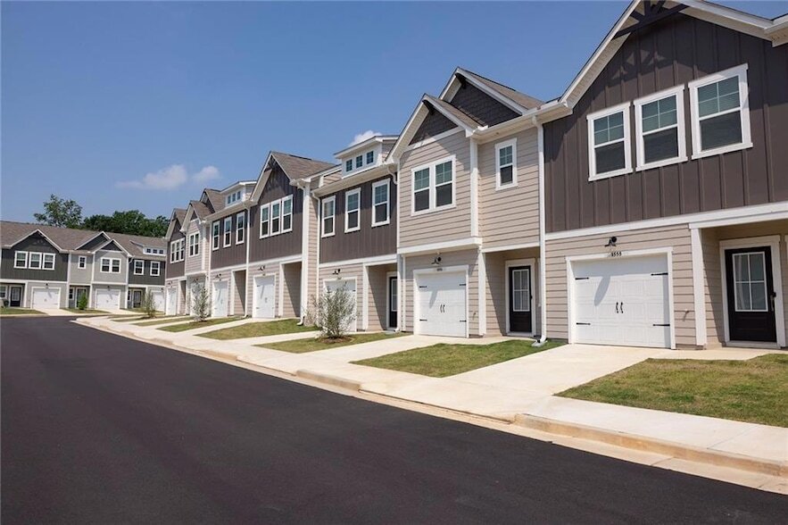 Foto principal - 622 Shallowford Rd